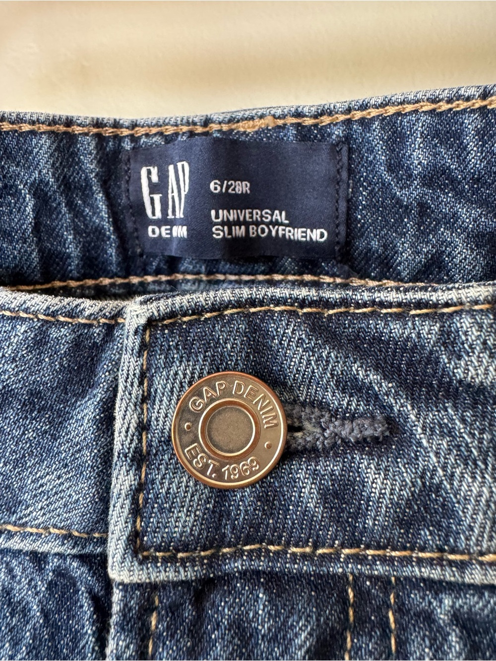 GAP Universal Slim Boyfriend Dark Blue Straight Leg Jeans Size 28 or 6R - Picture 3 of 9